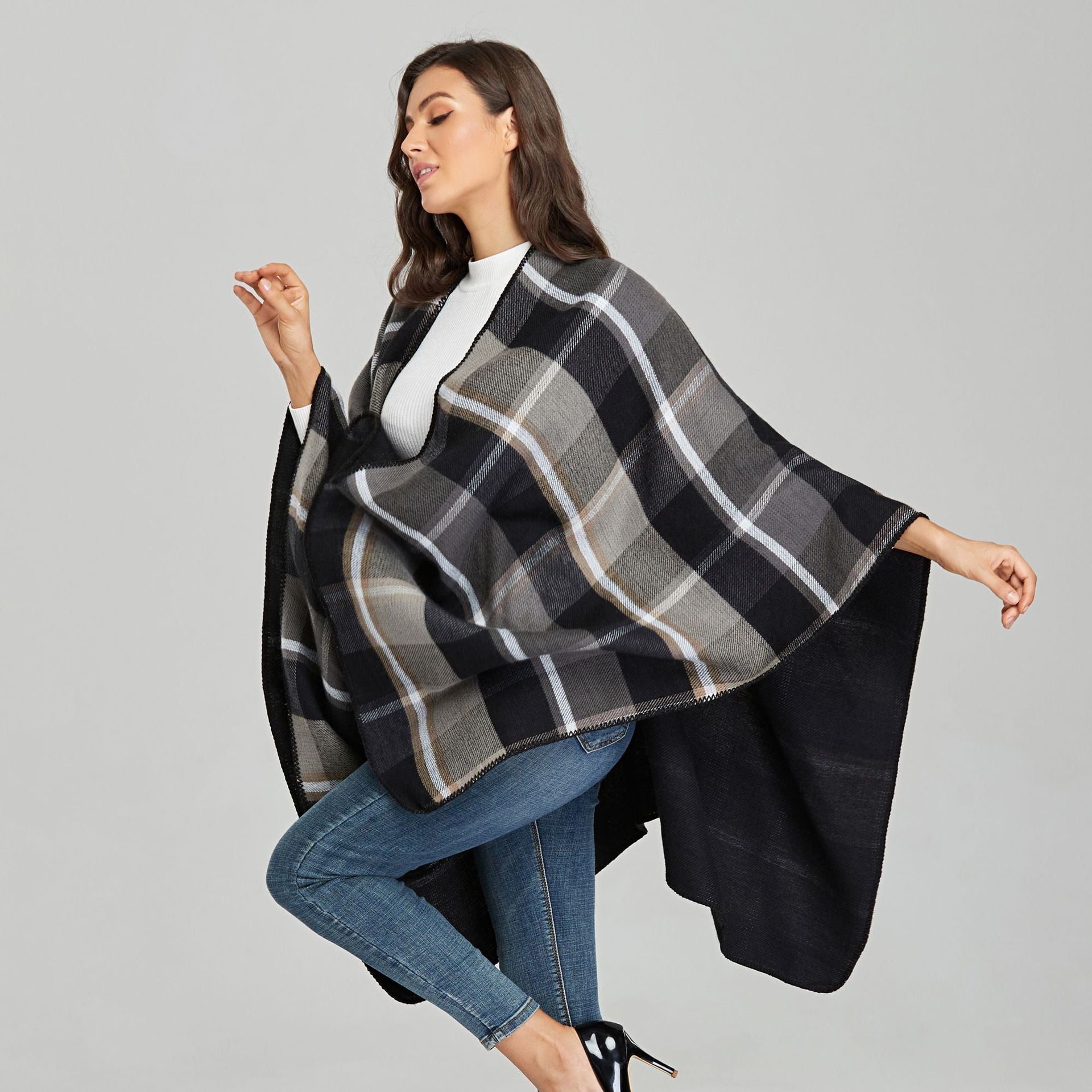 Poncho Carreaux Femme Noir & Gris - Noir & Gris