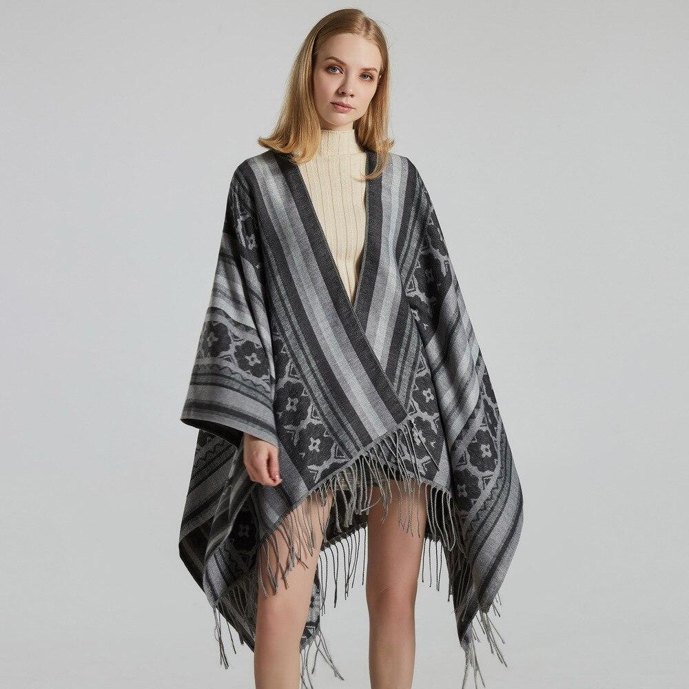 Poncho Femme Fleurs & Franges