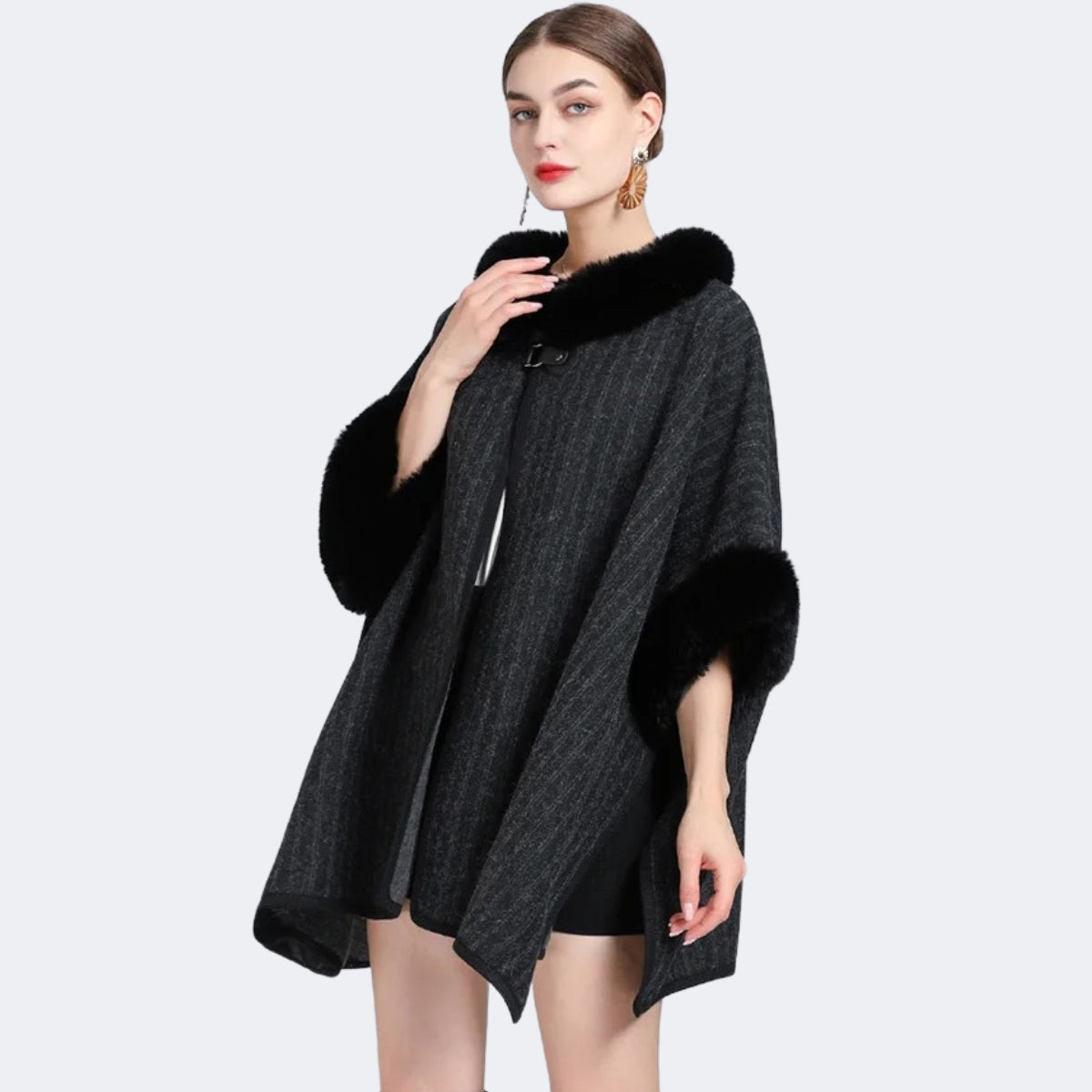 Cape Femme Rayures Fourrure