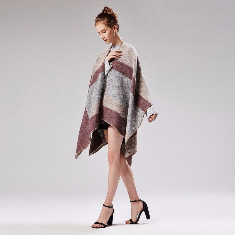 Poncho Femme Contemporain