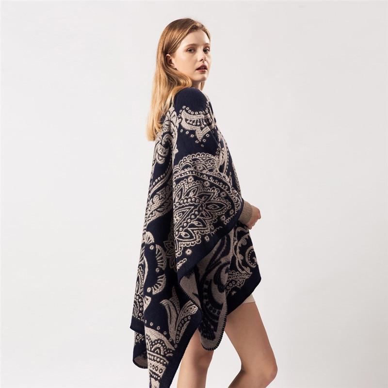 Poncho Femme Motifs Indiens
