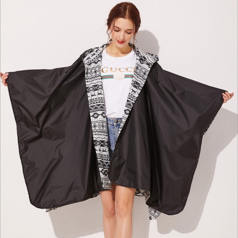 Poncho Pluie Noir & Blanc - Chiens noirs
