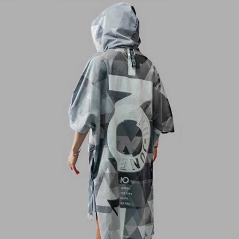 Poncho Surf Miami Waves