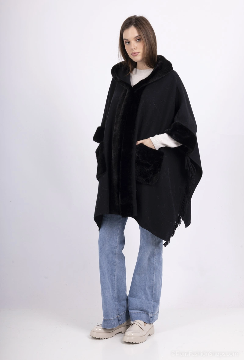 Poncho Femme Capuche Fourrée