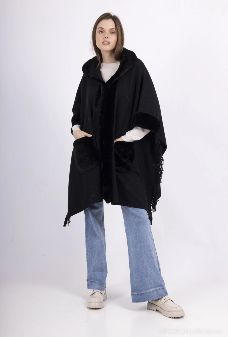 Poncho Femme Capuche Fourrée - noir