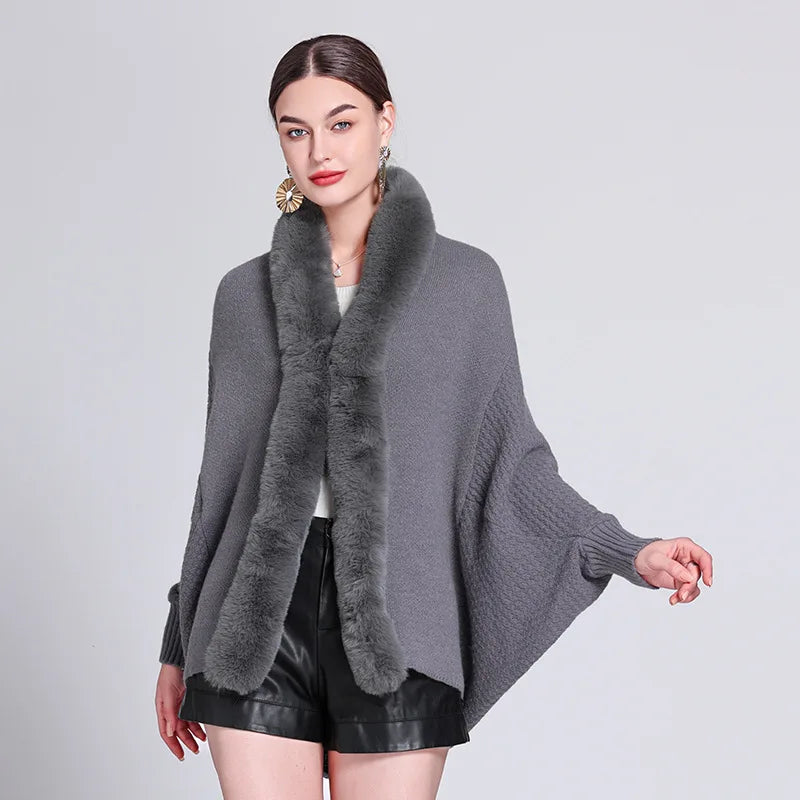 Pull Poncho Femme avec Manches - gris