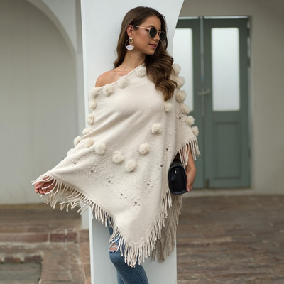 Poncho avec Pompon